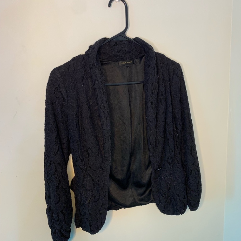 LACE BLACK BLAZER